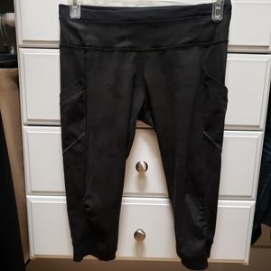 Lululemon cropped leggings